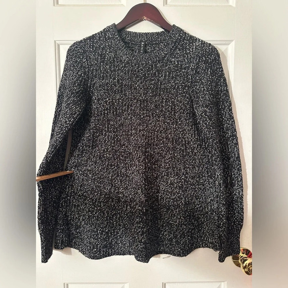 ATHLETA Wool Blend Sierra Crew Neck Sweater Black Marl SMALL Chunky Knit Speckle - Picture 10 of 11
